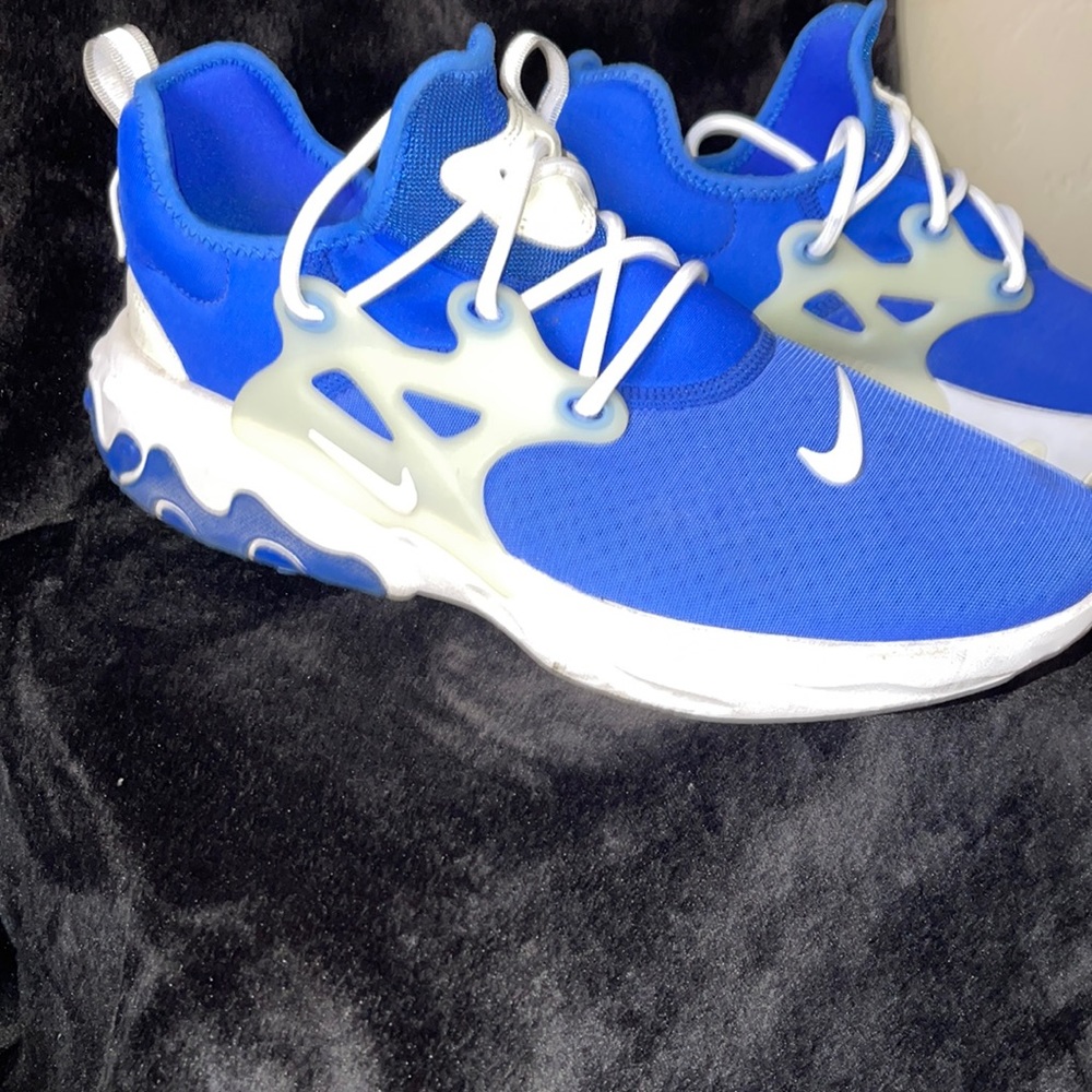 Nike Men Tennis Shoes 👟